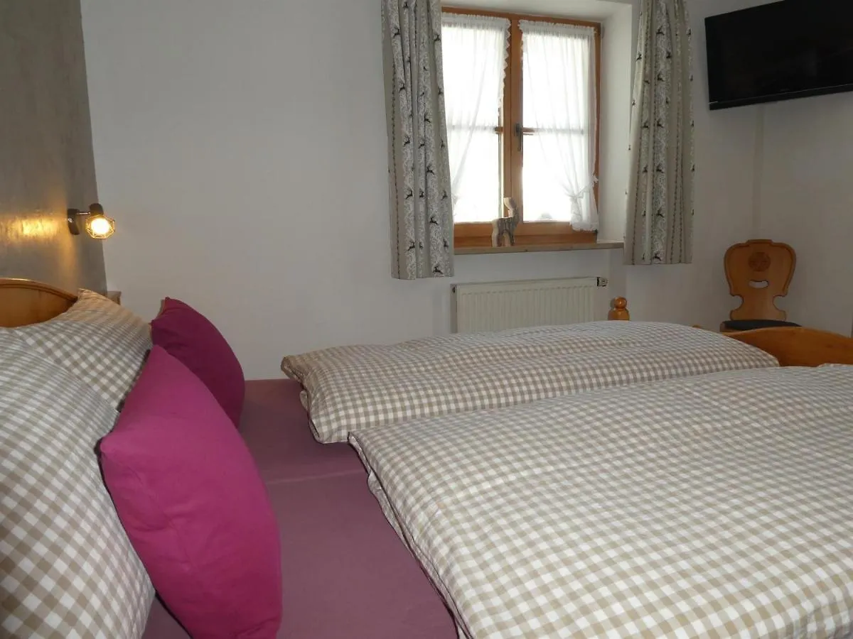 Gaestehaus Bergblick Wallgau Apartment