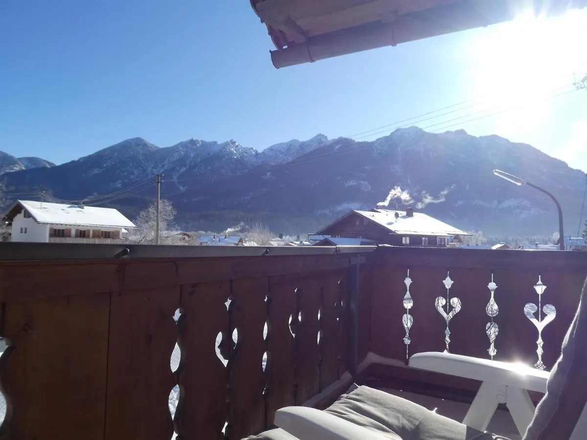 Apartment Gaestehaus Bergblick Wallgau