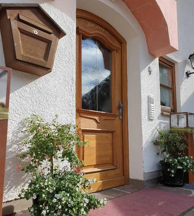 Apartment Gaestehaus Bergblick Wallgau Germany